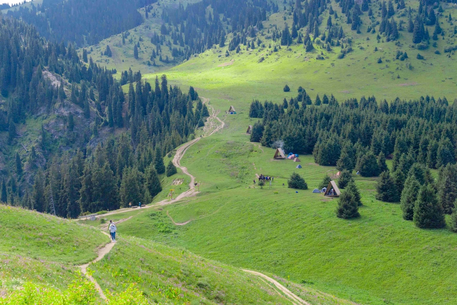 Зелёная горная долина